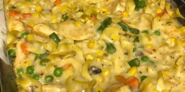 Bester vegetarischer Nudelauflauf 