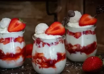 Raffaello Erdbeer Tiramisu