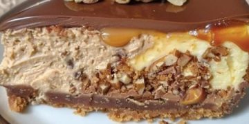 Schokoladen-Karamell-Nuss-Käsekuchen