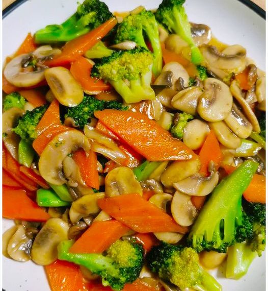 Gebackene Champignons mit Gemuse superschnell