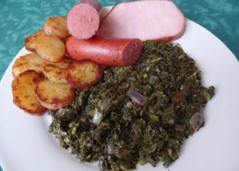 Grünkohl mit Kassler, Kochwurst und Pinkel