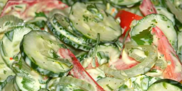 Paprika Gurken Salat Mit Joghurt Senf Dressing