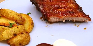 Rippchen mit Honig und Knoblauch