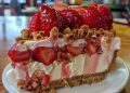 Ein Sommertraum ohne Backen: Erdbeer-Knusper-Käsekuchen