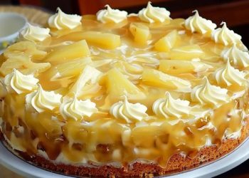 Ananastorte Rezept mit Nussboden und schneller Mascarpone-Füllung