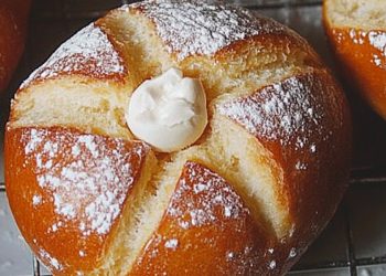 Schwäbische Laugenbrötchen