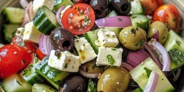Griechische Salat bereite ich immer wieder!