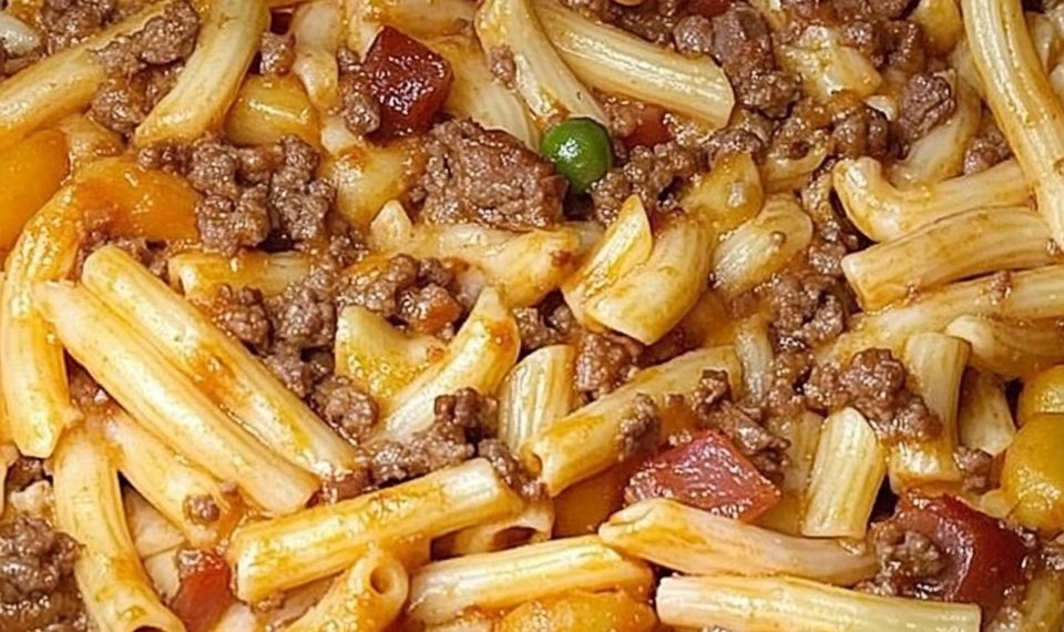 Hirtenmakkaroni mit 300 g Hackfleisch in wenigne Minuten zubereitet