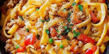 Curryrahm Nudeln mit Hackfleisch in 15 Minuten zubereitet
