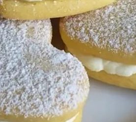 HERZ-PLÄTZCHEN mit Milchcremefüllung