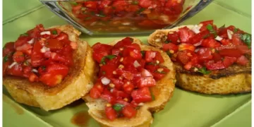 Bruschetta mit Tomaten und Knoblauch