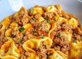 Cremige Tortellini-Pfanne mit würzigem Hack: Ein schneller und leckerer Alltagsheld