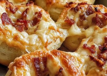 Blätterteig-Kringel mit Schinken & Käse – Herzhaft & Knusprig!