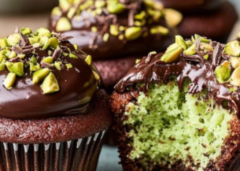 Dubai Chocolate-Muffins – Orientalischer Luxus trifft Schokoladengenuss!