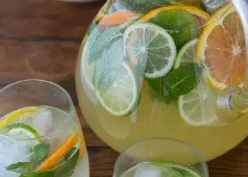 Search Results for: Ingwerwasser: Das gesündeste Getränk, um Bauch-, Nacken-, Arm-, Rücken- und Oberschenkelfett zu verbrennen!